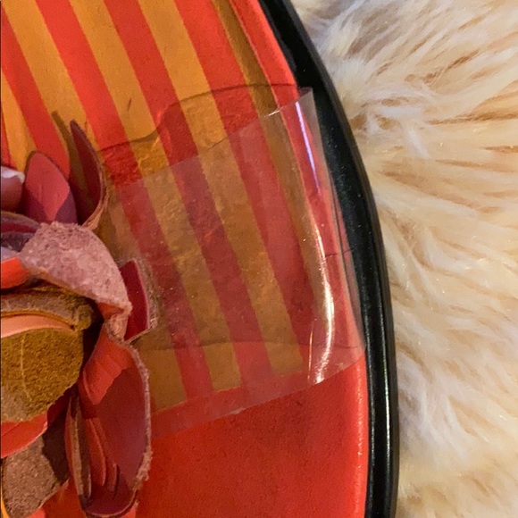 ⭐️ Coldwater Creek Sandals - Picture 3 of 5